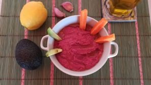 HUMMUS DI BARBABIETOLA E CECI